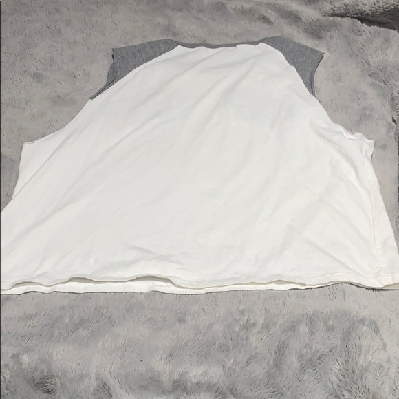 Forever 21 Koi Fish embroidered tank top - Picture 2 of 4